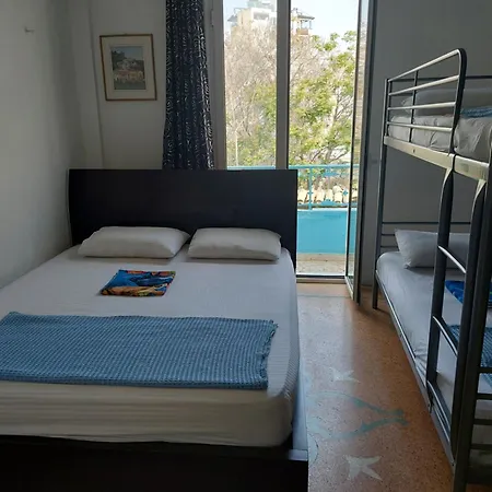Shared Near Acropolis & Monastiraki Area Homestay